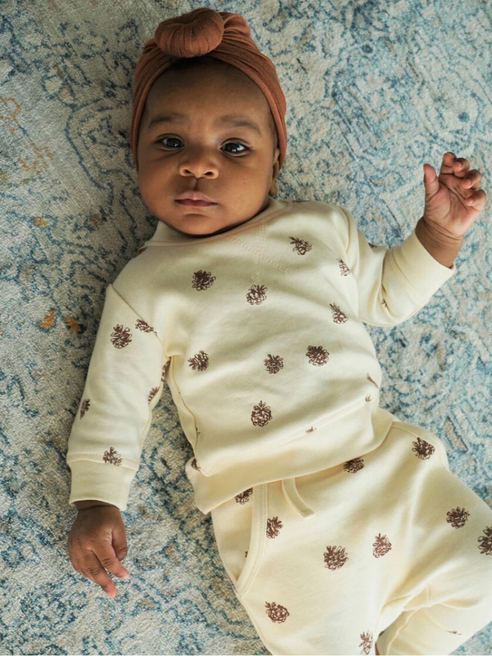 12-18m NWT L’ovedbaby Sweatshirt & Jogger Set- ButterCream - Picture 3 of 5